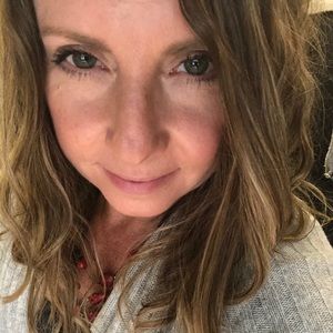 Meet your Posher, Leslie